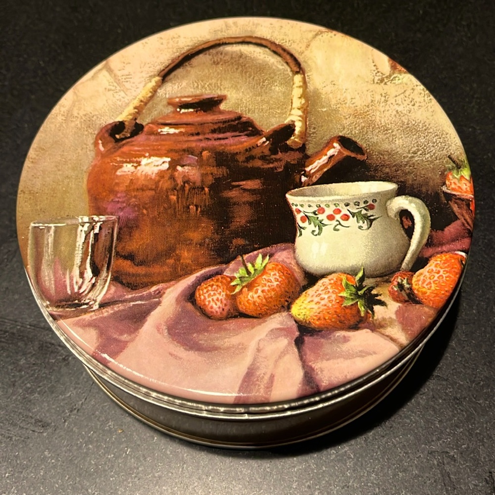☀️3/$15 Robert Chailloux’s “Still Life With Strawberries" Teapot Collectible Tin